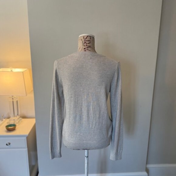 Aritzia gray cardigan sweater (L) - Picture 3 of 8